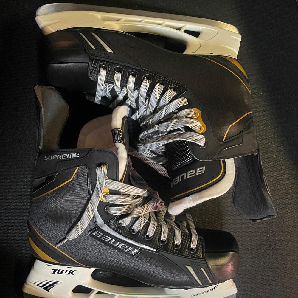 NEW Bauer Supreme One.6 Skate SR 12 SIZE 10.5D